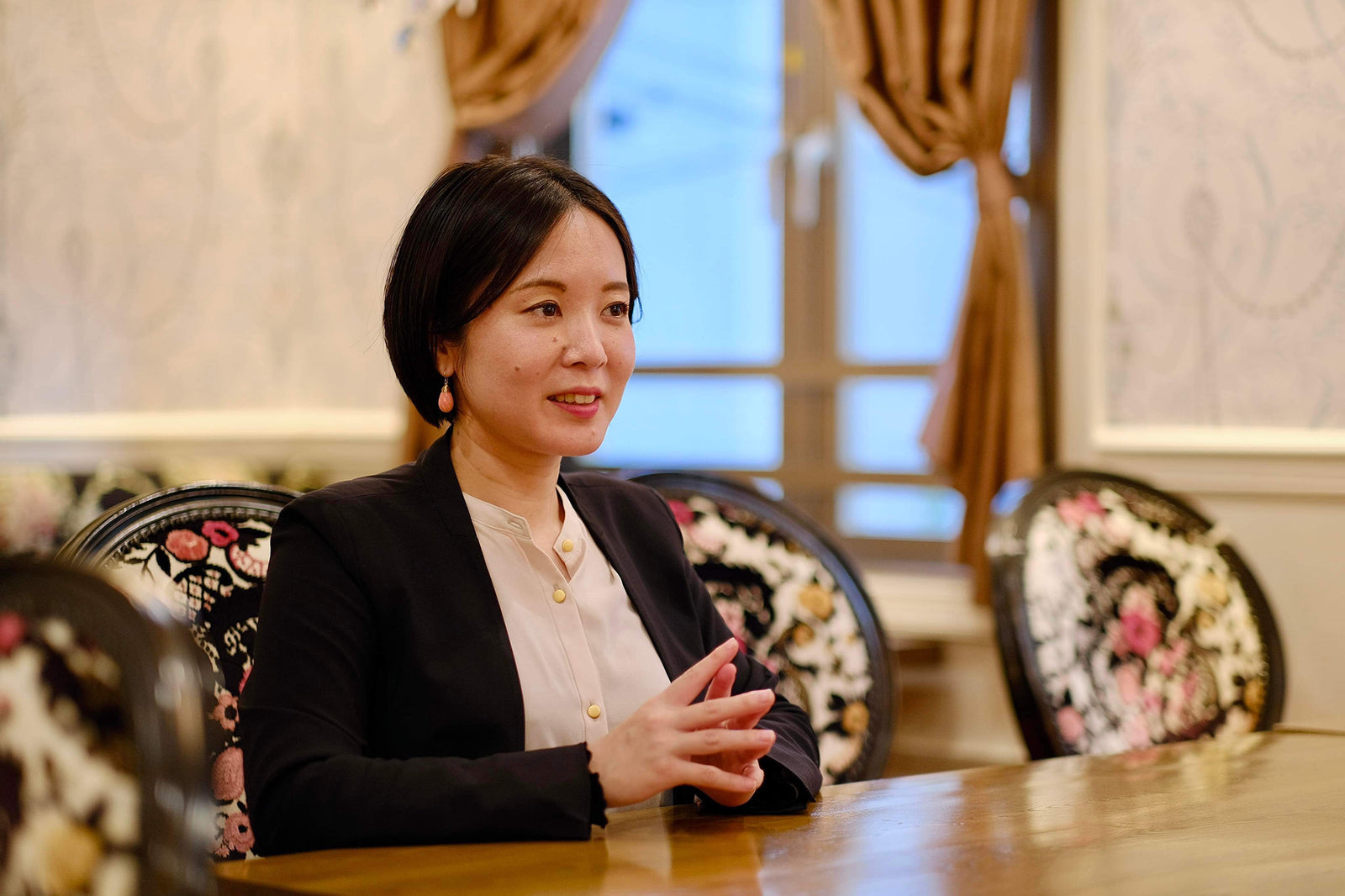 【塩澤みなみ】ワインプラスの魔女｜館長インタビュー